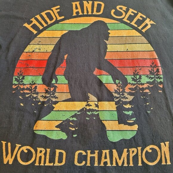 Bigfoot Hide & Seek World Champion Graphic T-Shirt XL - Picture 2 of 3